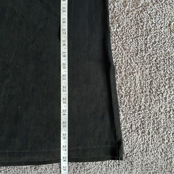 Chico’s Travelers Black Sleeveless Jersey Knit Top Women’s Sz 2 (L) - Picture 6 of 7